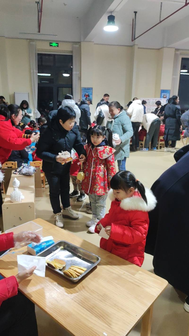 咿呀优花城幼儿园新年庙会活动