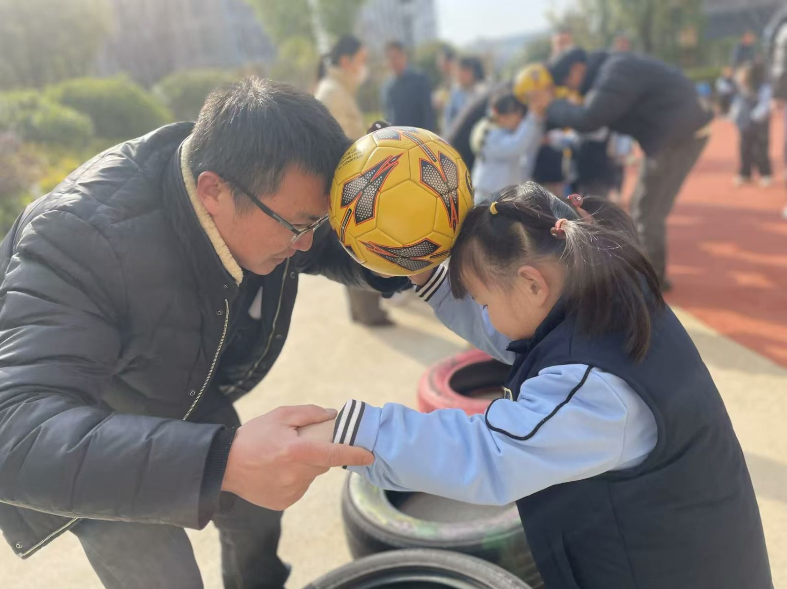 小女儿幼儿园女神节活动,镌刻温暖陪伴时光