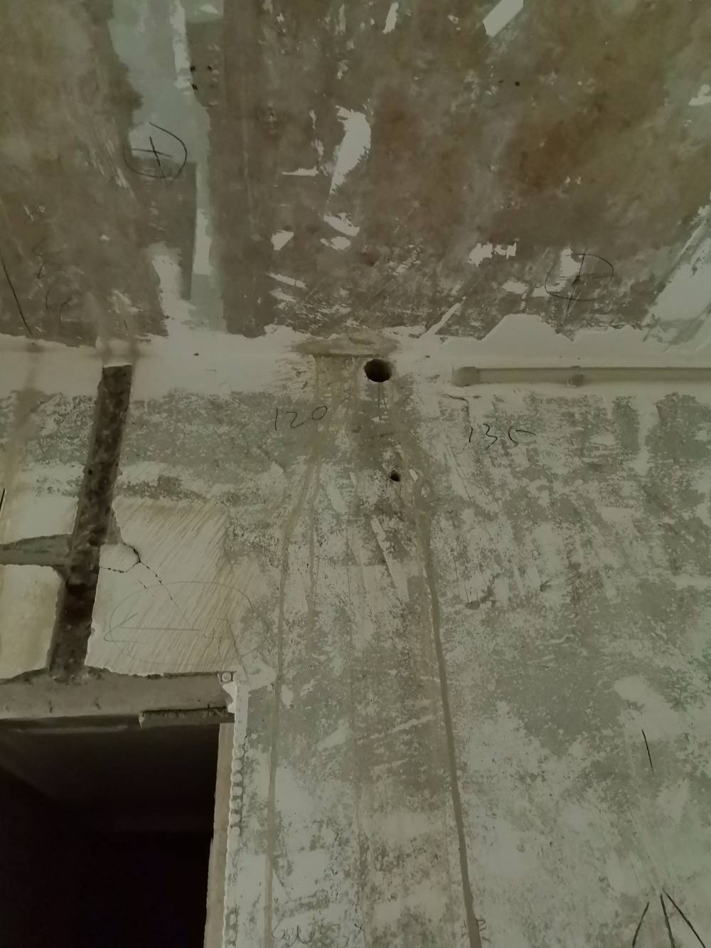 南通观河华府 1*-404 施工照片