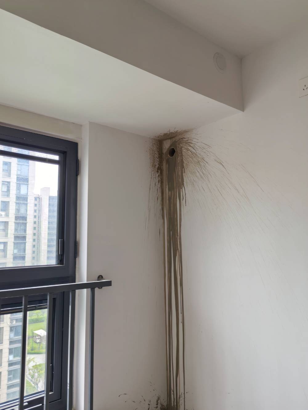 南通世纪云辰 1*-1004 施工照片