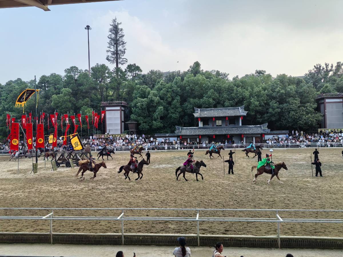 南通人享免票福利游三国城各大演出连看一天玩得超尽兴