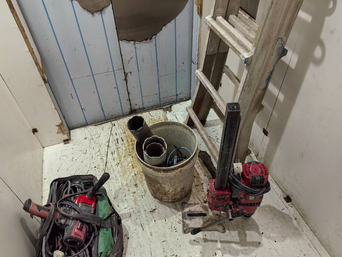 往返70公里跨区打洞记：为老板浴霸孔，忘带加接杆险翻车