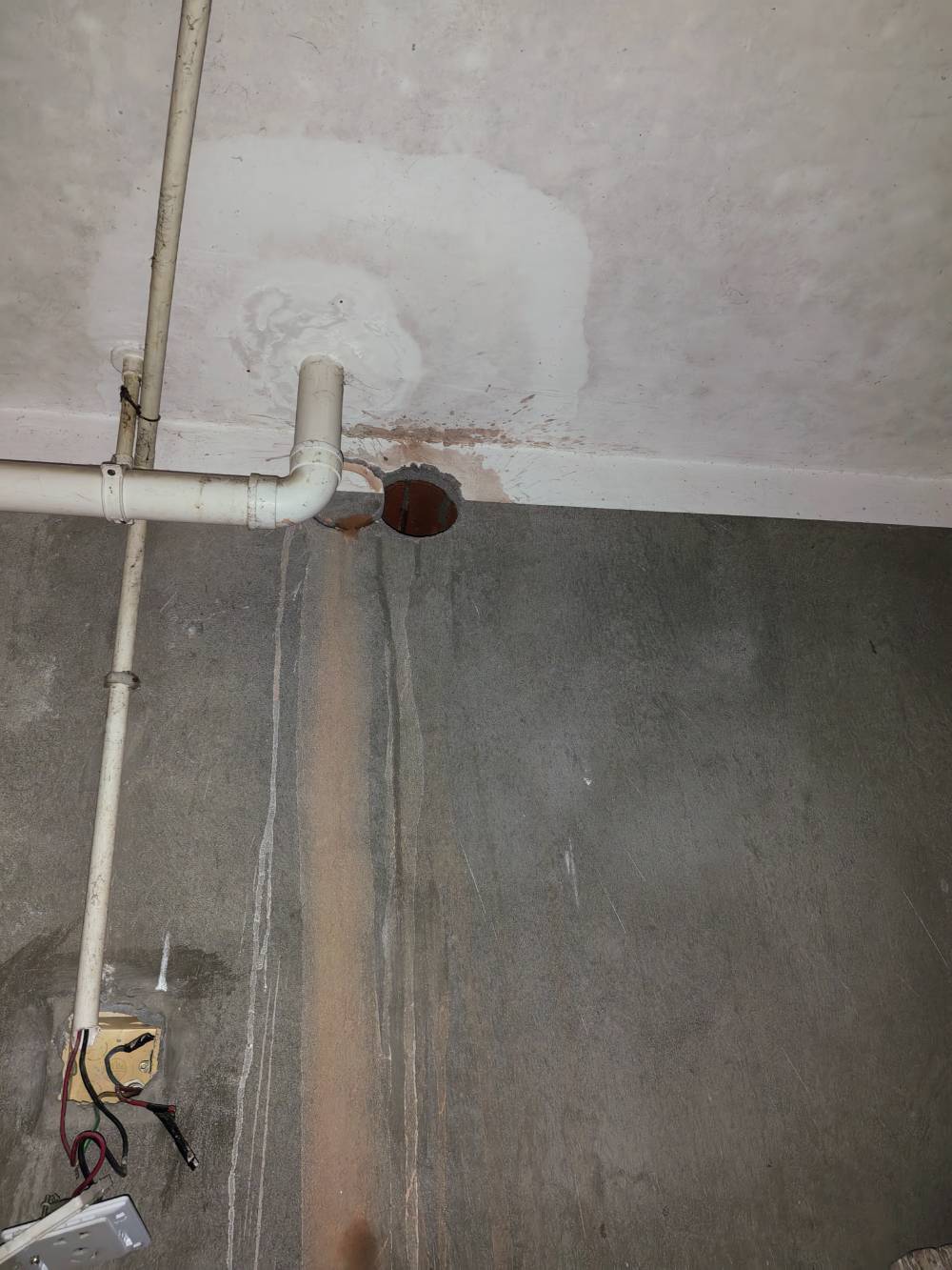 滨河东城 1*-201 施工照片