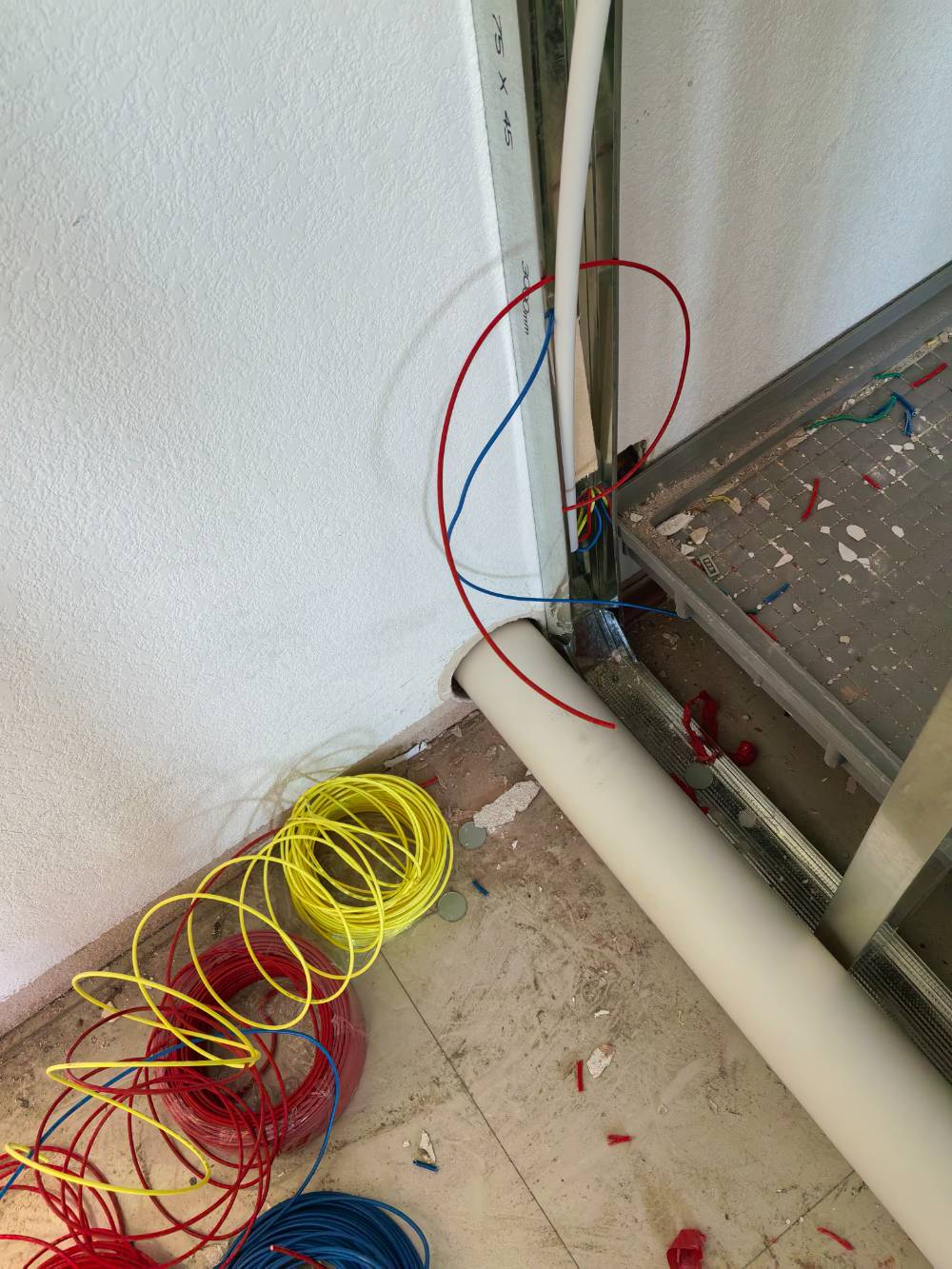 晨苑 1*-604 施工照片