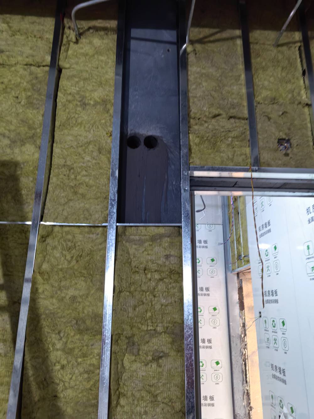 科技职业学院 机房 施工照片