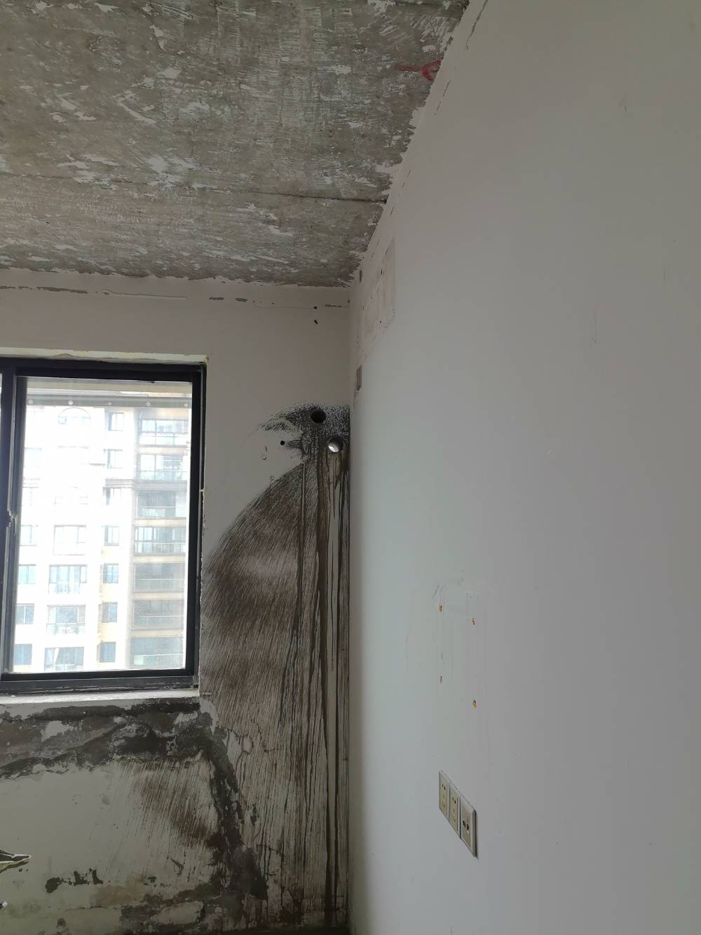 南通中港翡翠城 1*-2702 施工照片