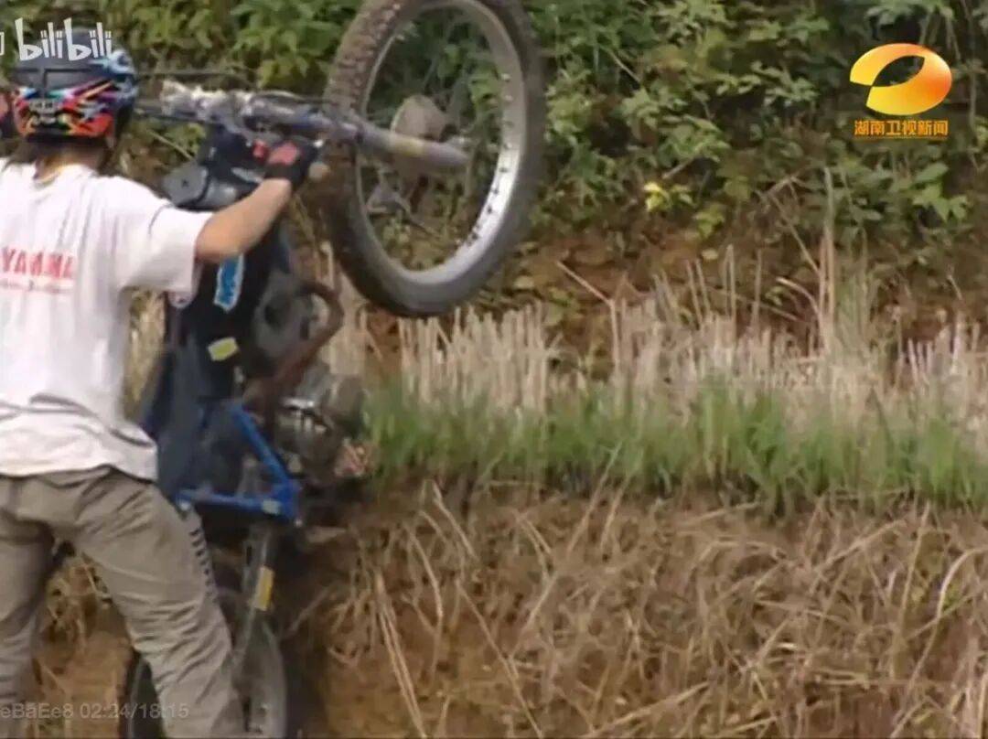 那个当年追着采访车吹大话的少年，真的让中国机车站上了世界之巅